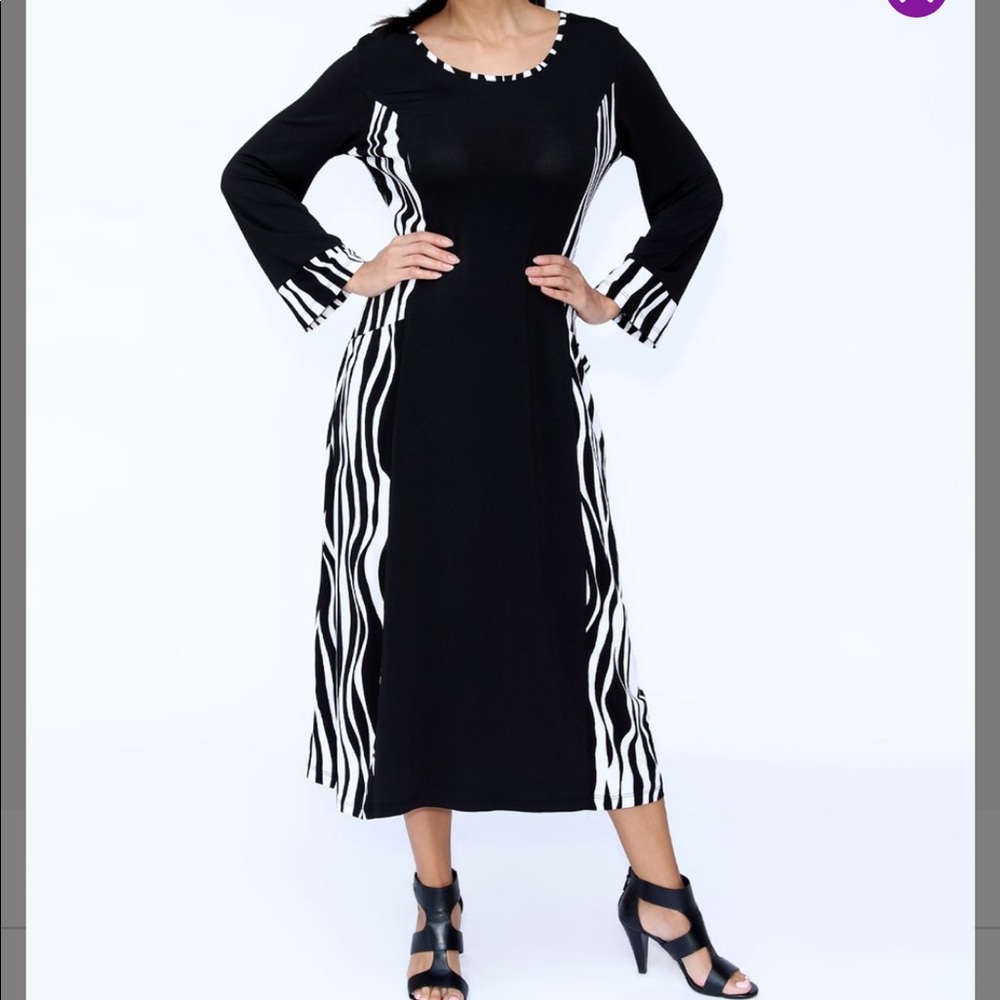 Black/Zebra Print Colorblock Dress w/ Lace-Up Waist in Back MT COLLECTION NWT M